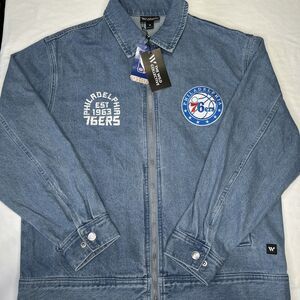 Wild Collective Philadelphia 76ers NBA Blue Denim Jacket Men's Size M